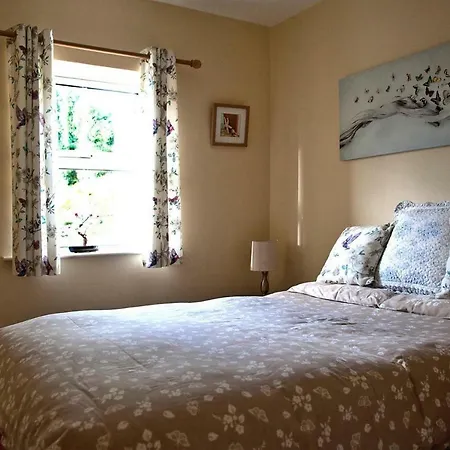 Holiday home Holiday Inch Eir031006 F