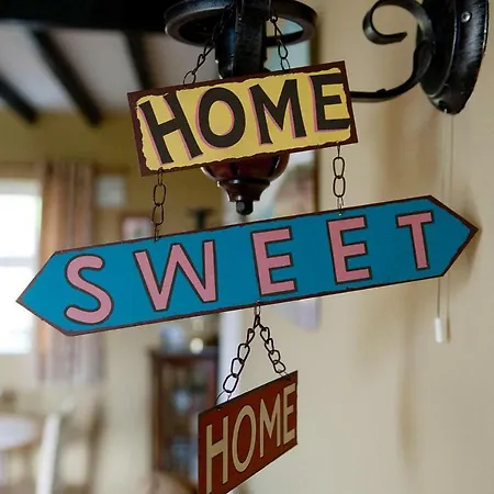 Holiday home Holiday Inch Eir031006 F